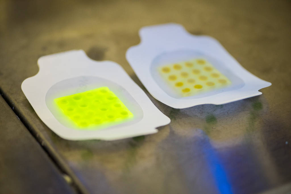 Meet the Smart Bandages that changes colour when they detect infections