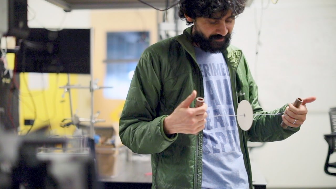 String Theory – Stanford Bioengineers develop the “Paperfuge”, a 20-cent hand-powered blood centrifuge