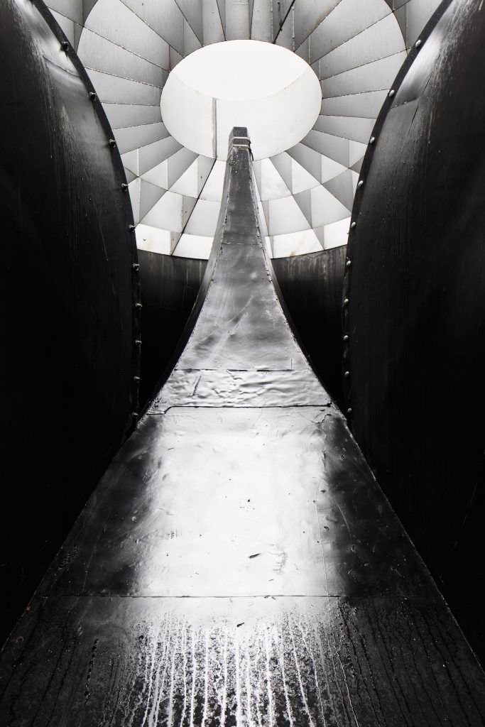 Wind tunnel allows monks to fly above "Shaolin Flying Monks Temple" Construction & infrastructure