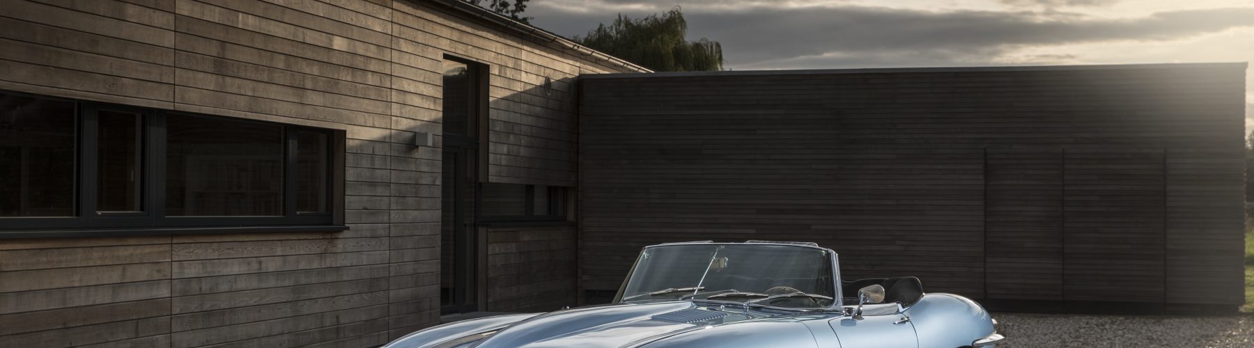 Is this the end of Petrol Engine. Jaguar Land Rover pledges only electric or hybrid cars from 2020