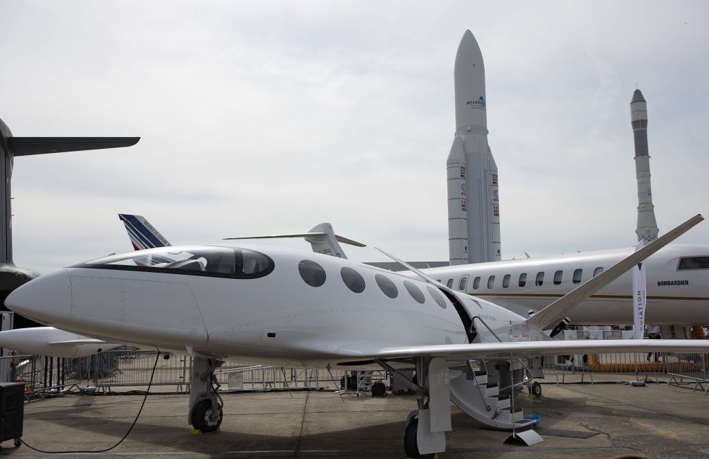 Will Electric planes solve flying’s CO₂ problem?