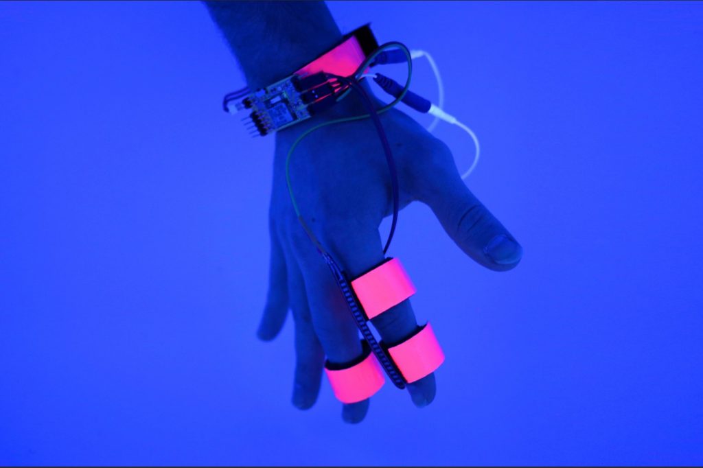 MIT Device Promises to Hack Your Dreams
