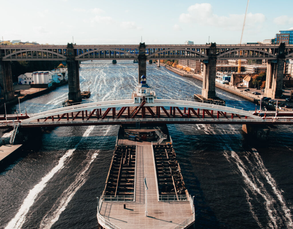 River Tyne swing bridge won’t swing