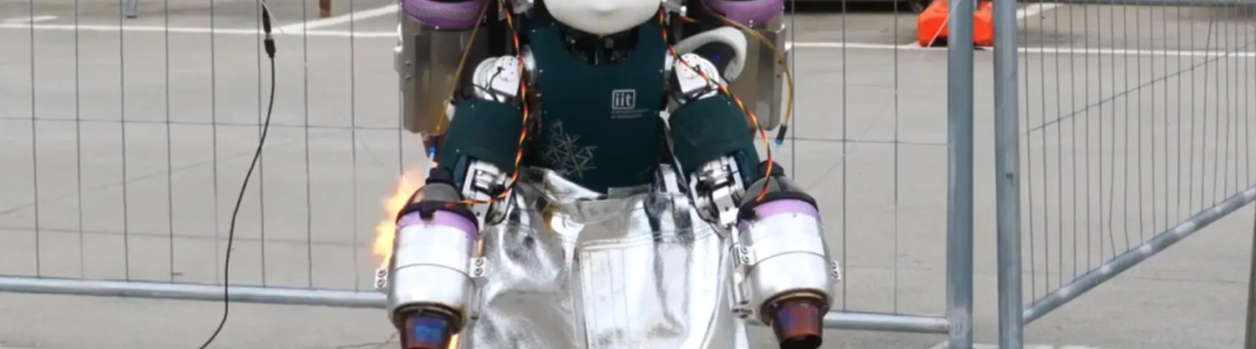 iRonCub – Jetpacks and Terrifying Dolls face