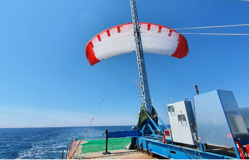 Airseas hope to drag cargo around the world … with a kite.