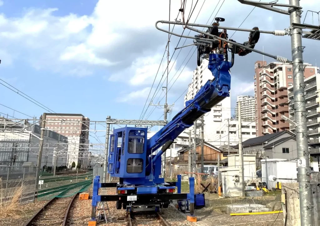 Mega Machines: Japan Unveils Colossal Humanoid Robot for Railway Maintenance Engineering News