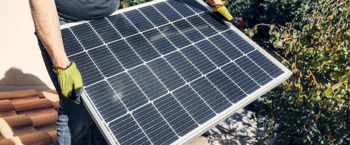 Solar Panel Raindrop Electricity: Dual-Energy Harvesting